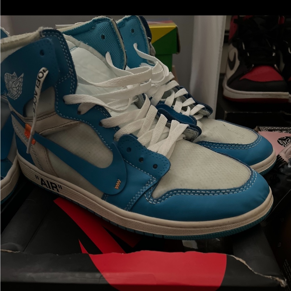 Jordan Retro 1s
